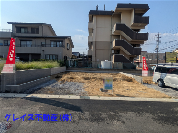 豊明市二村台７丁目　ﾌﾞﾙｰﾐﾝｸﾞｶﾞｰﾃﾞﾝ　１号棟